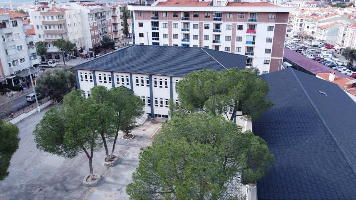 Okulumuz Binalarının Çatıları Yenilendi